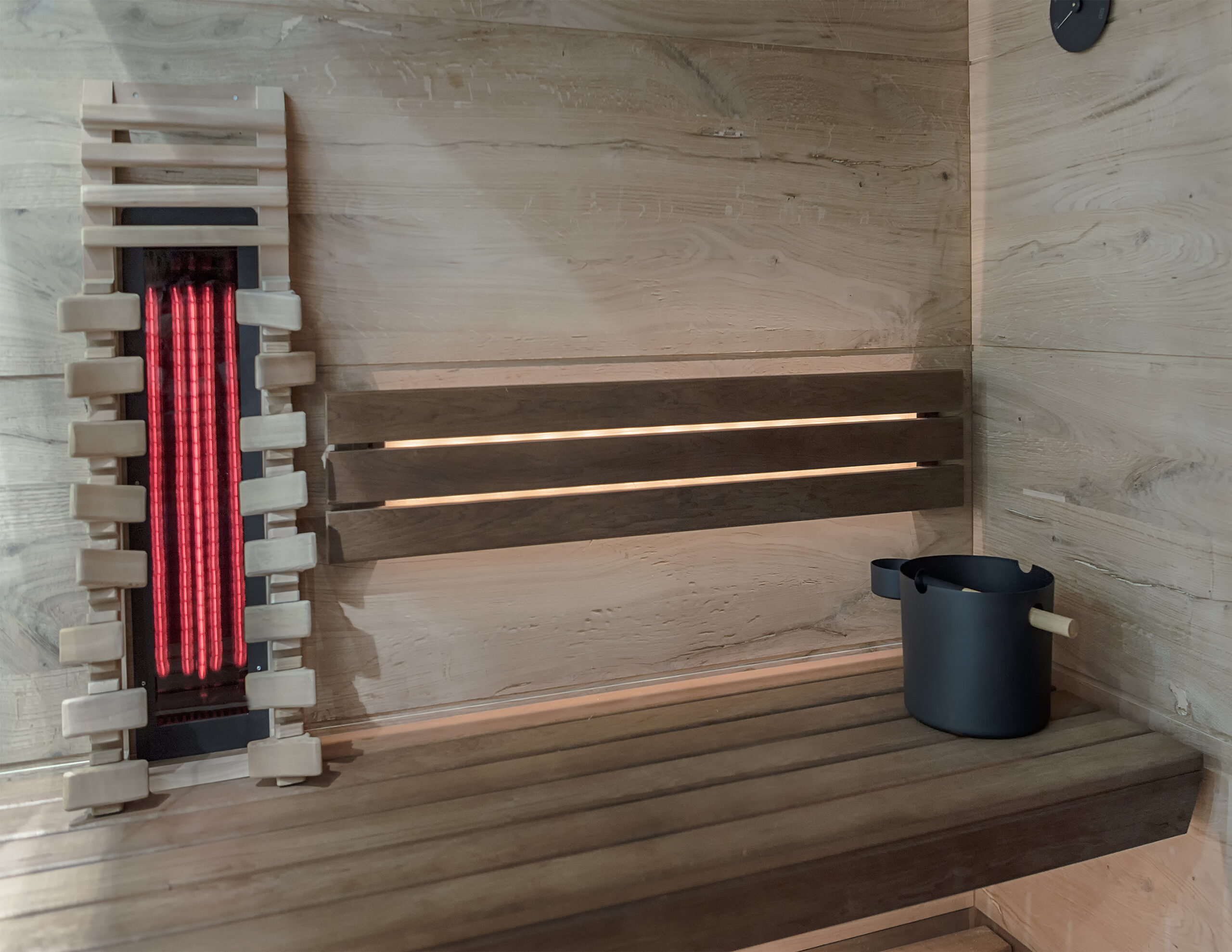 Modern,Wooden,Sauna,With,Panel,For,The,Infrared,Radiation
